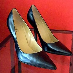 Guess Cadeo Black Leather Heels